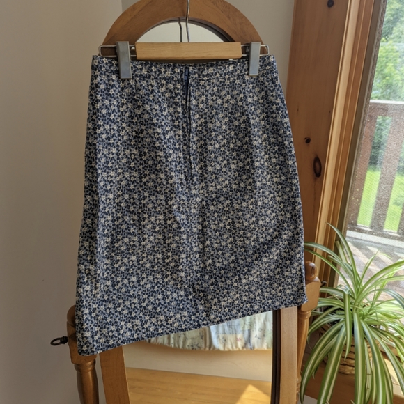 🍄 Vintage - Light blue floral skirt - Picture 2 of 4